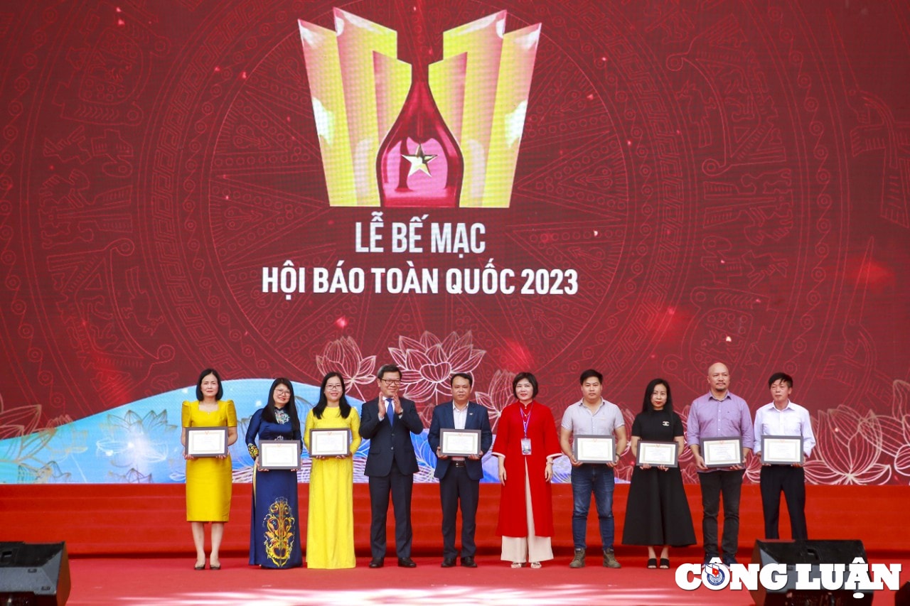 bao nha bao cong luan dat giai b giai giao dien dien tu an tuong tai hoi bao toan quoc 2023 hinh 3