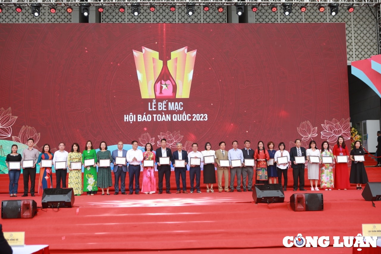 bao nha bao cong luan dat giai b giai giao dien dien tu an tuong tai hoi bao toan quoc 2023 hinh 5