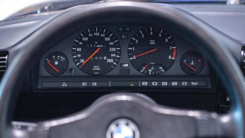 xe mui tran bmw m3 convertible doi 1989 duoc phuc che chinh hang hinh 5