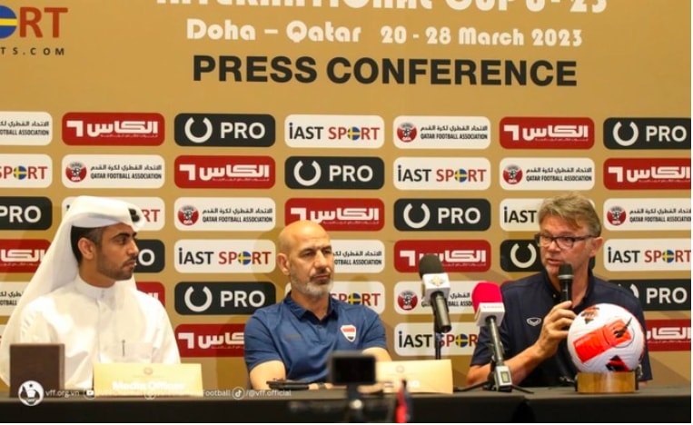 hlv troussier noi gi truoc tran ra quan cua dt u23 viet nam tai dubai cup 2023 hinh 1