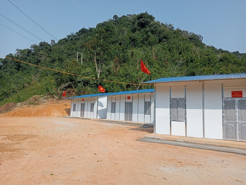 bo cong an ban giao nha tinh nghia tang ho ngheo ho kho khan tai nghe an hinh 3