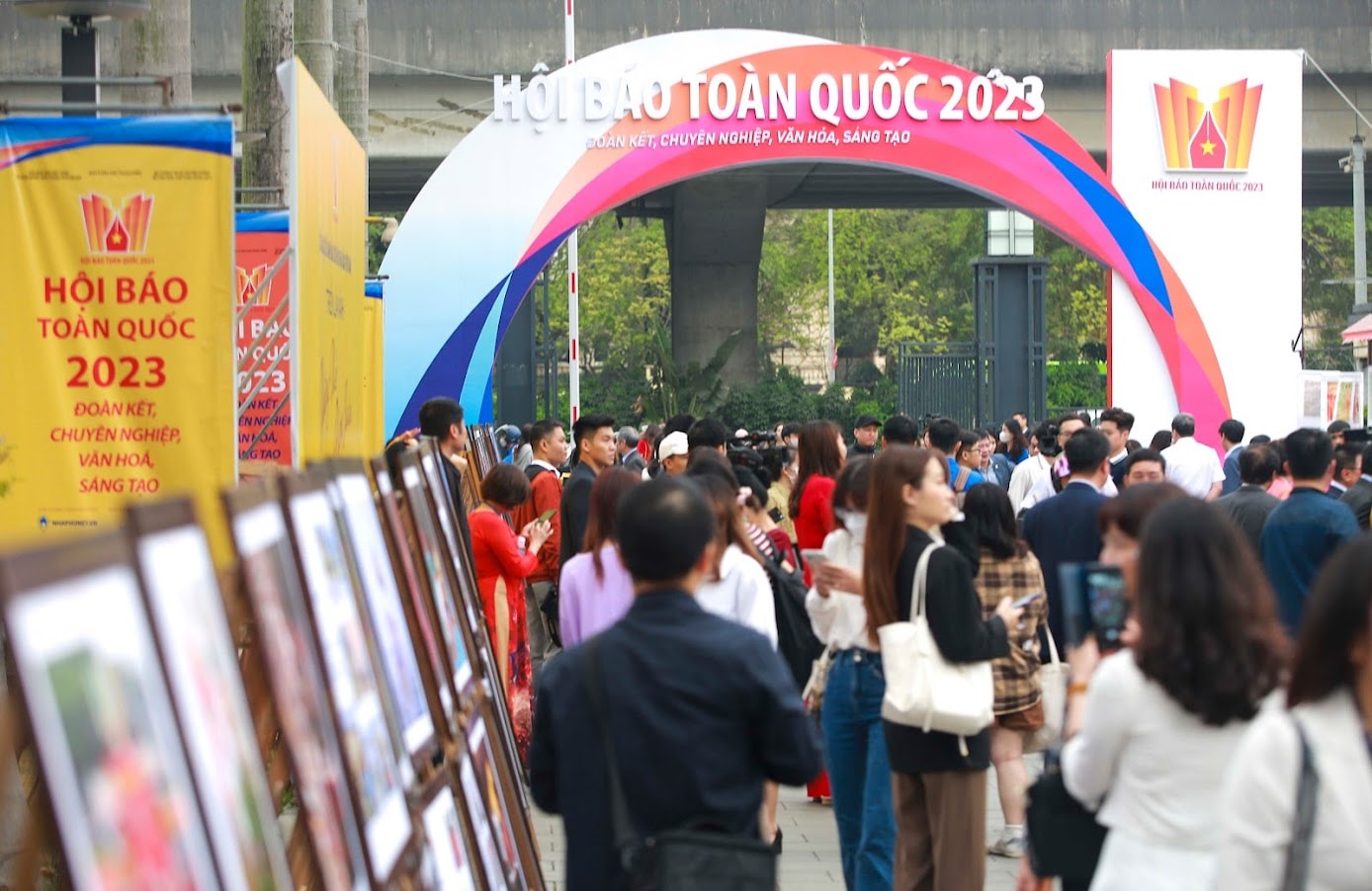 lang dong mua hoi bao toan quoc 2023 hinh 5