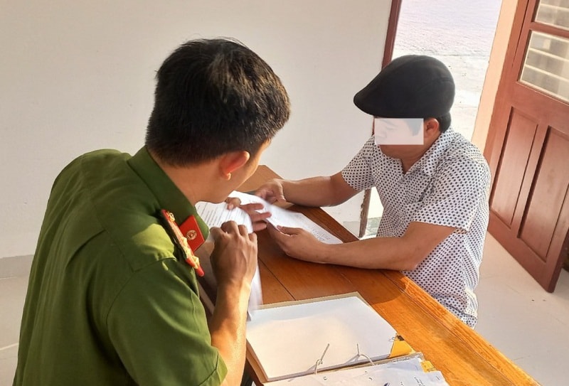 xu phat mot ca nhan tu nhan la phong vien chup anh quay phim hoat dong doanh nghiep hinh 1