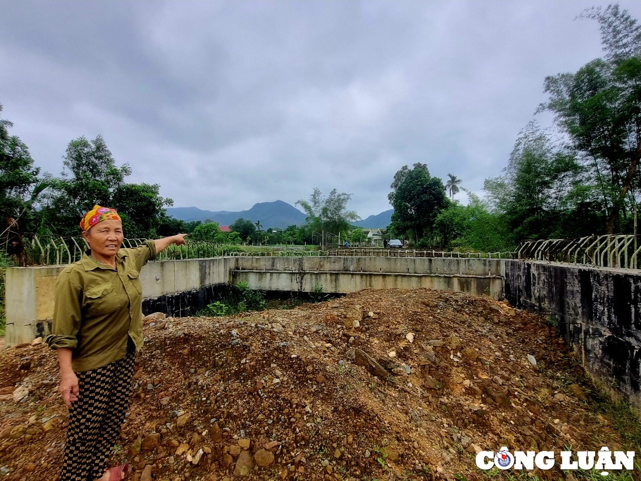 thach ha ha tinh cong trinh duong giao thong lien xa bi dinh chi vi thi cong tren dat cua dan hinh 1