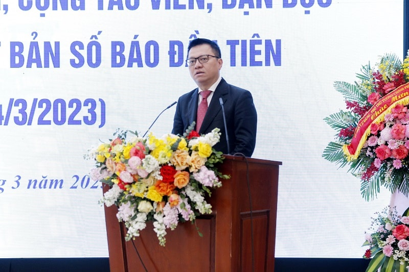 bao xay dung ky niem 25 nam xuat ban so bao dau tien hinh 6