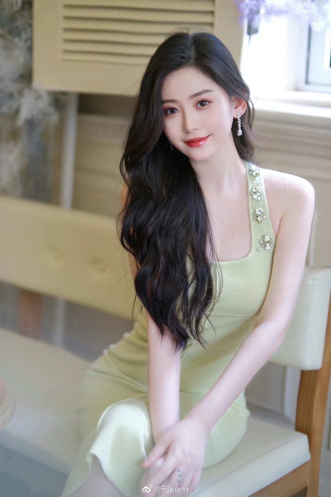 nguoi mau diep kha va huynh hieu minh deo nhan doi hinh 3