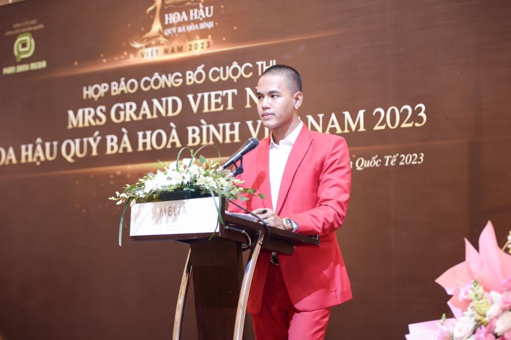 hoa hau phan kim oanh lam giam doc quoc gia cuoc thi hoa hau quy ba hoa binh viet nam 2023 hinh 9