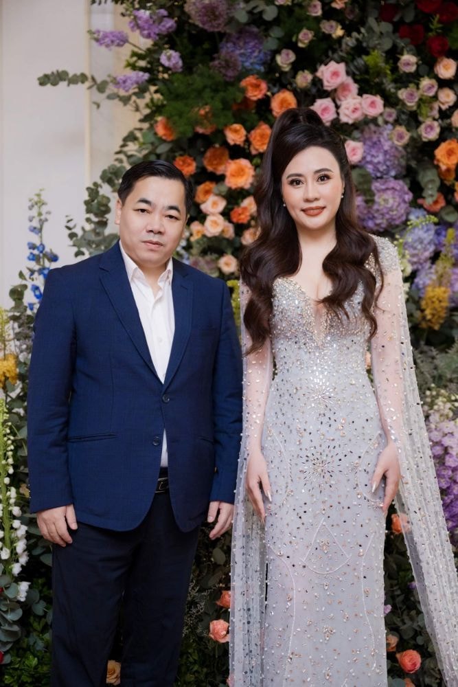 hoa hau phan kim oanh lam giam doc quoc gia cuoc thi hoa hau quy ba hoa binh viet nam 2023 hinh 8