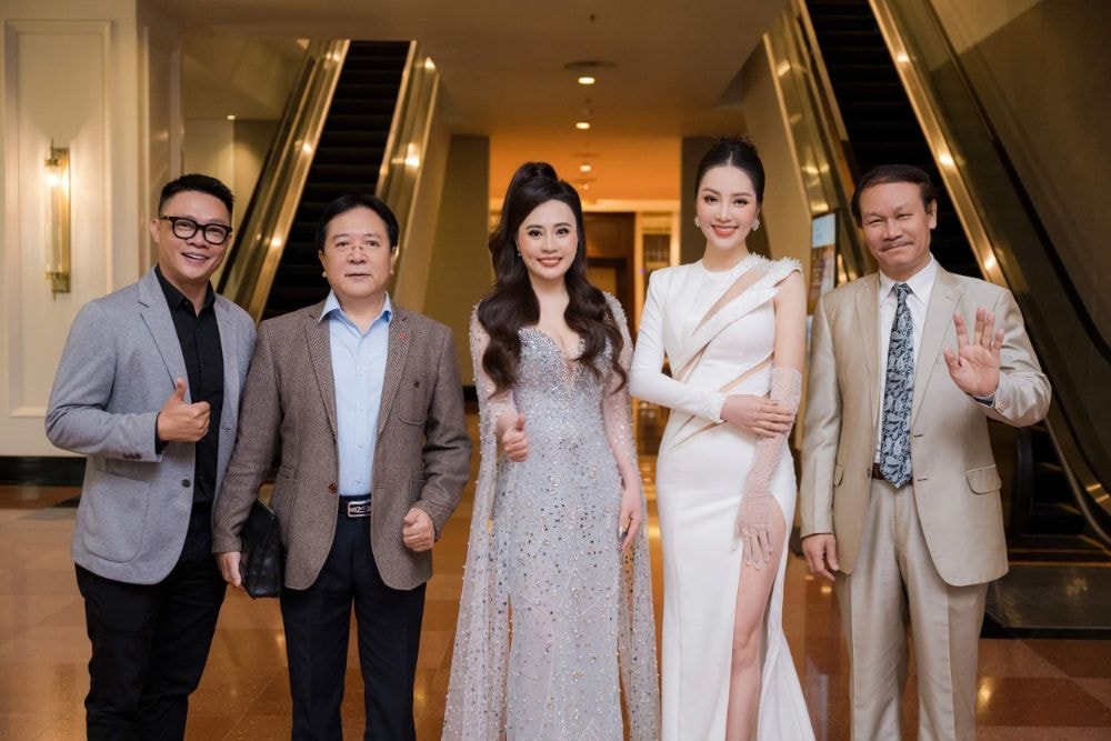 hoa hau phan kim oanh lam giam doc quoc gia cuoc thi hoa hau quy ba hoa binh viet nam 2023 hinh 6