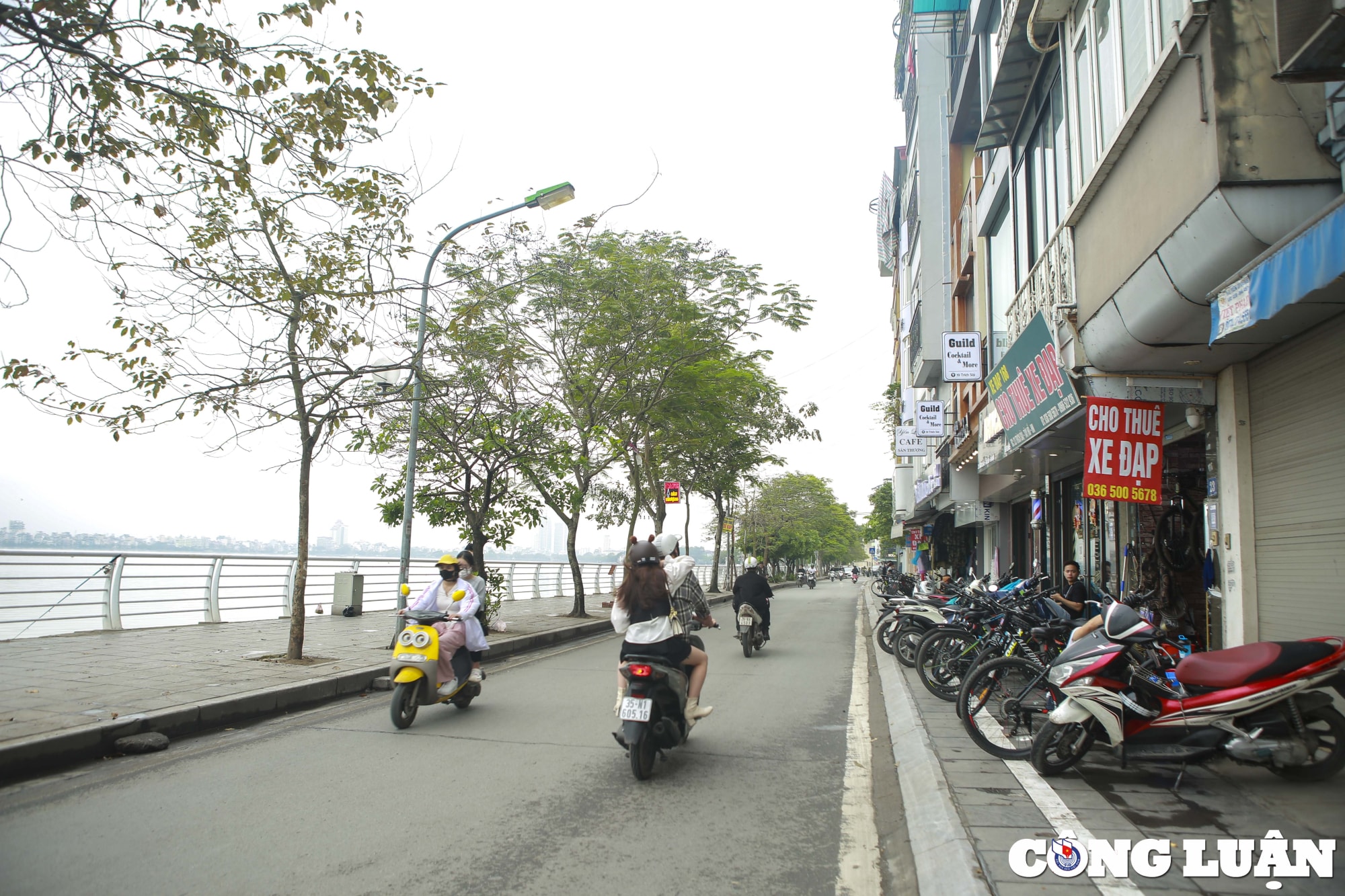 ha noi sau mot thang gianh lai via he tuyen duong quanh ho tay da co nhieu thay doi hinh 11