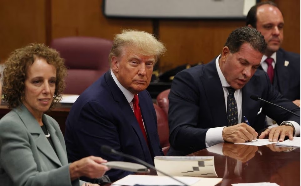 ong donald trump khong nhan toi truoc ban cao trang 34 toi danh hinh 1