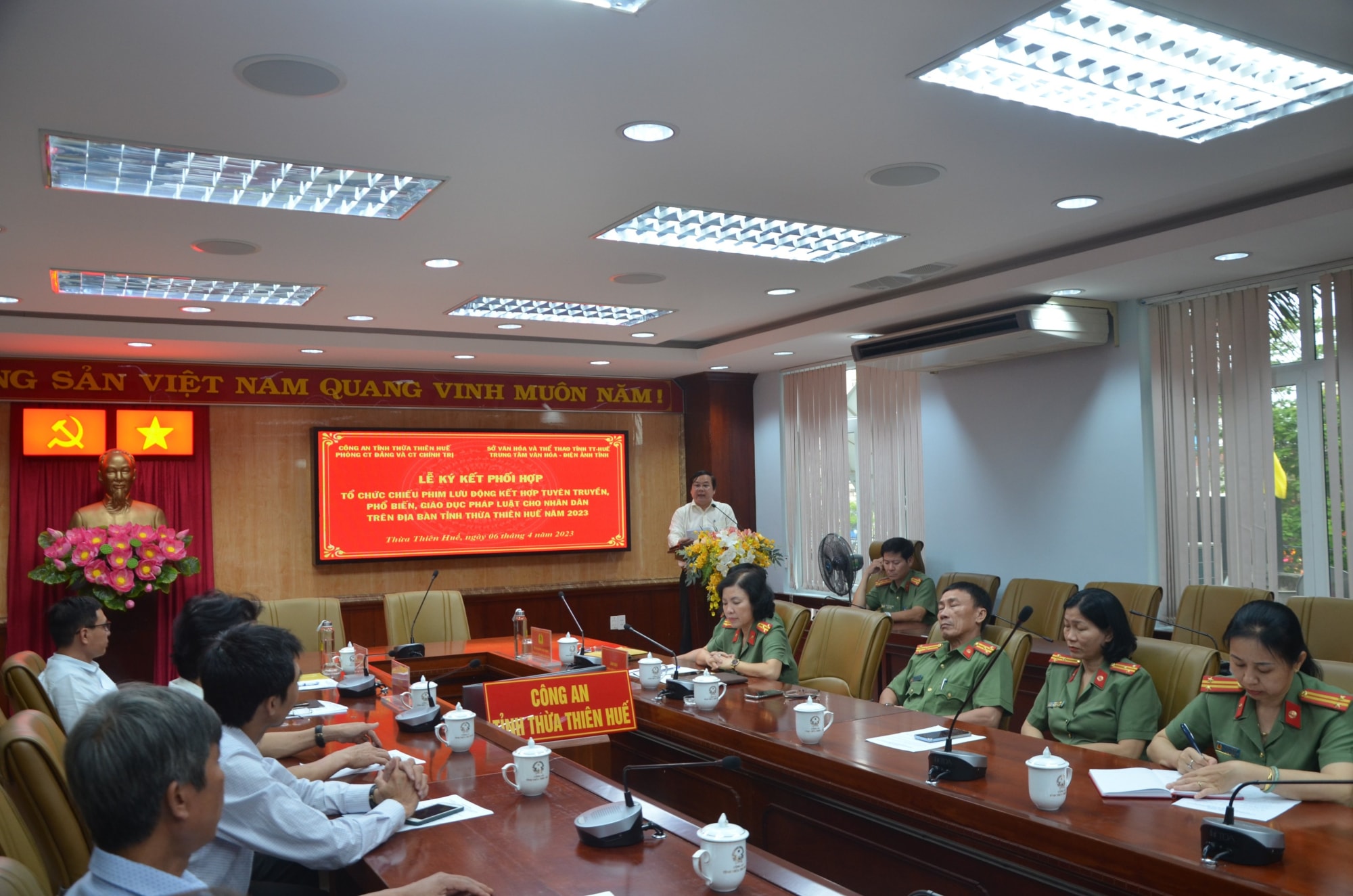 thua thien hue chieu phim luu dong tuyen truyen pho bien giao duc phap luat cho nhan dan hinh 1