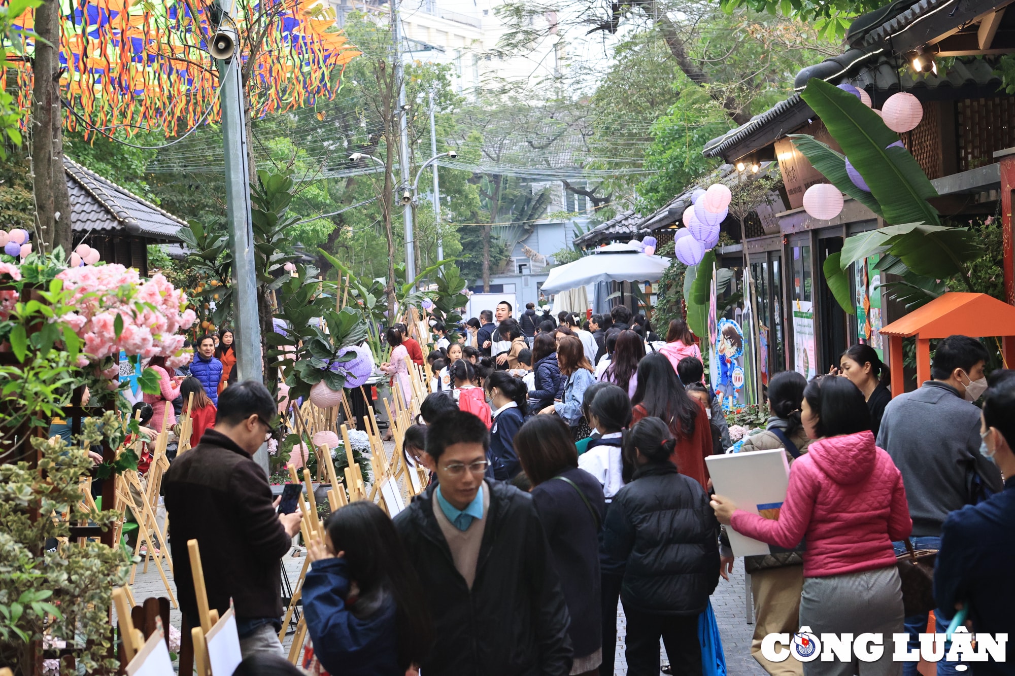 hoi thi ve tranh sach cho ban cho toi ngay hoi ton vinh van hoa doc khoi day tu duy sang tao hinh 2