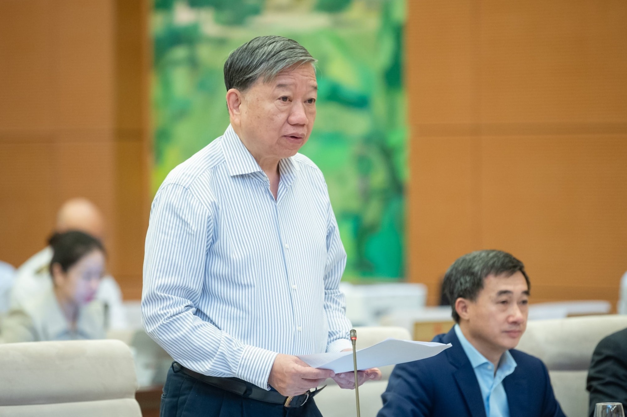 sua doi luat can cuoc cong dan hien hanh de tao buoc dot pha ve chuyen doi so o nuoc ta hinh 2