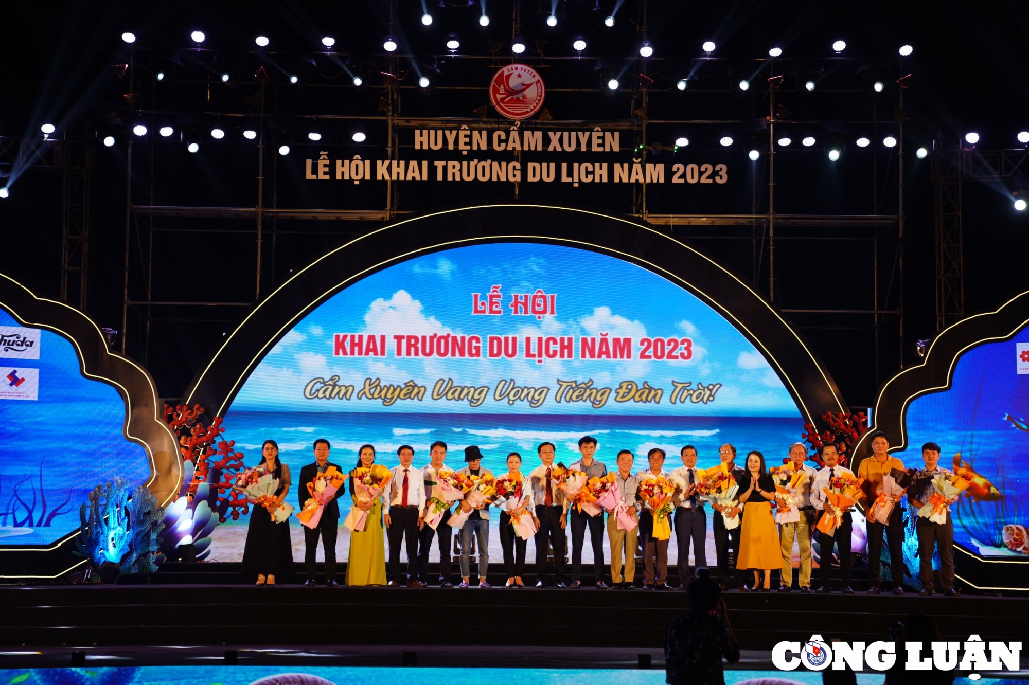 tung bung khai truong le hoi du lich cam xuyen nam 2023 hinh 6