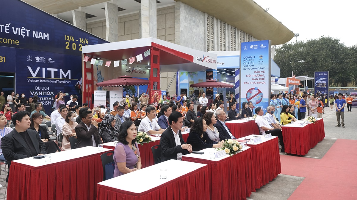 hoi cho du lich quoc te viet nam 2023 thu hut tren 60000 du khach hinh 2