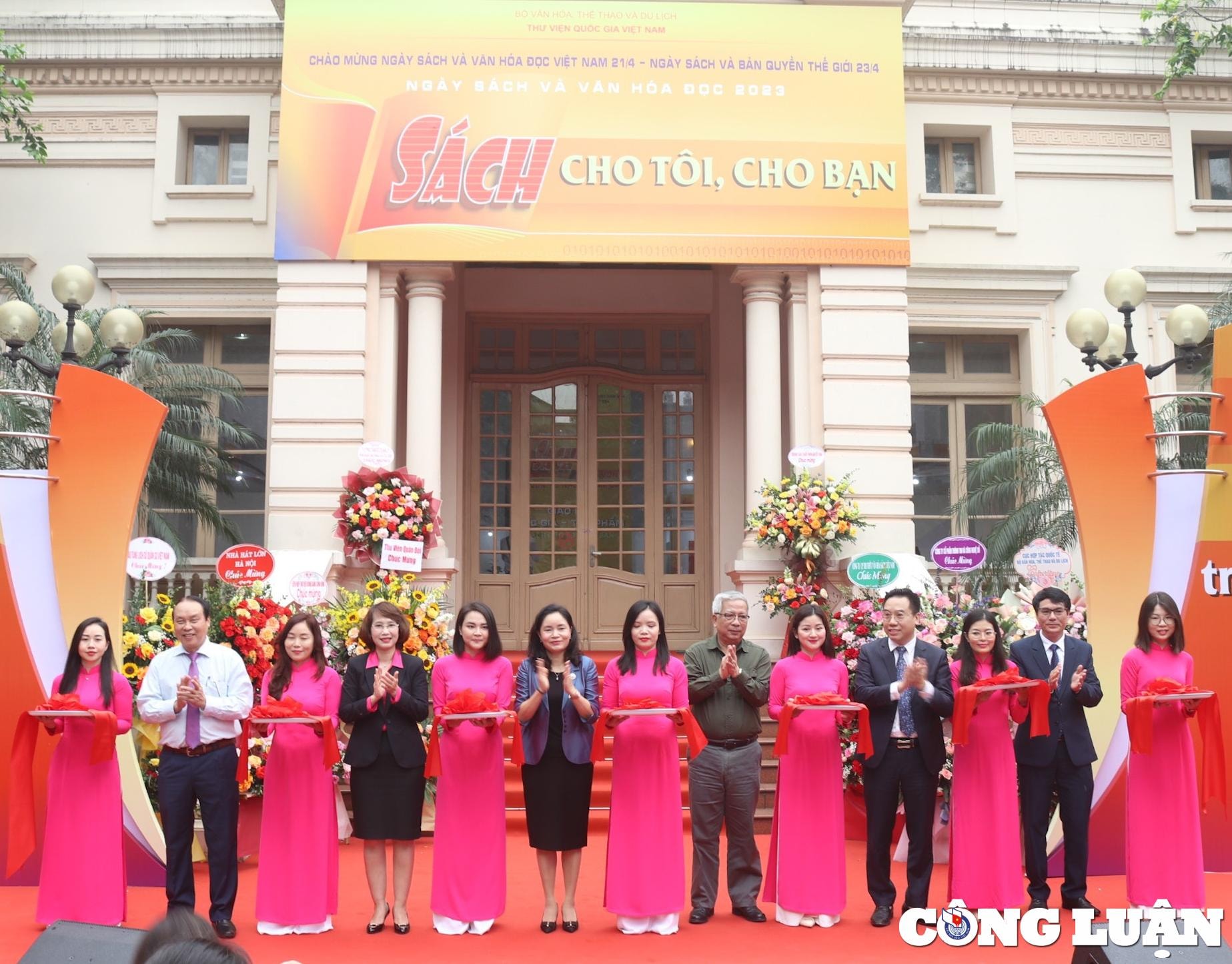 ton vinh gia tri cua sach khang dinh vai tro va tam quan trong cua sach trong doi song xa hoi hinh 2