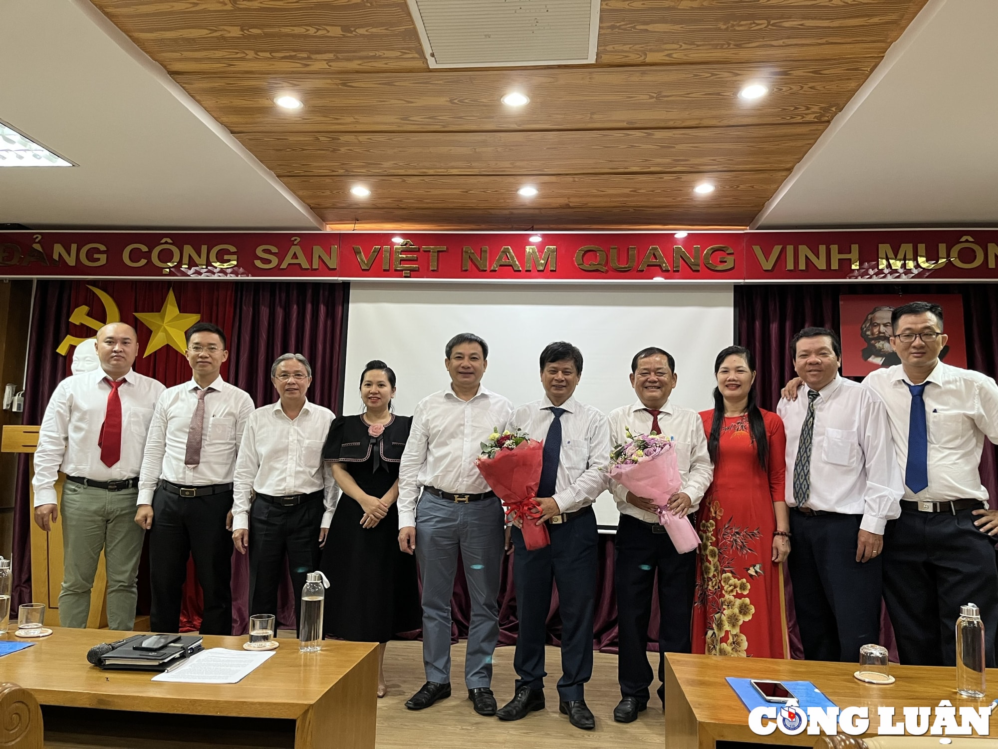 dong chi tran trong dung lam bi thu chi bo van phong 2  hoi nha bao viet nam hinh 4