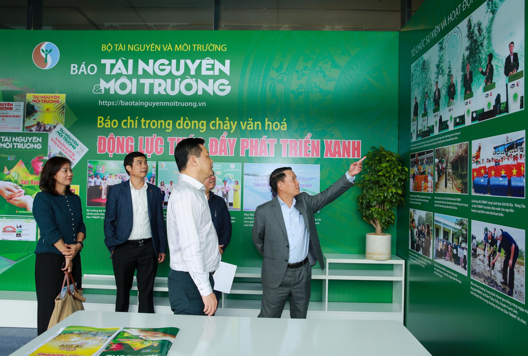 hanh dong can quyet liet hon nua doi moi phai tich cuc hon nua hinh 2