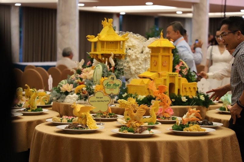 hon 350 mon an quy tu tai le hoi am thuc mon ngon tp ho chi minh hinh 1