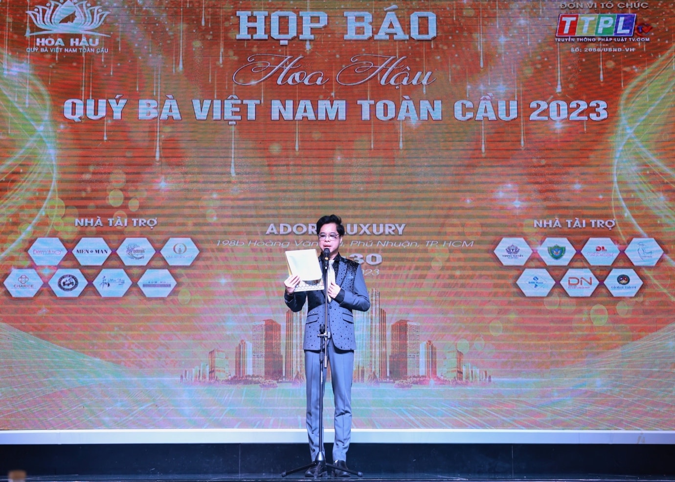 hoa hau quy ba viet nam toan cau 2023 to chuc tai co do hue hinh 2