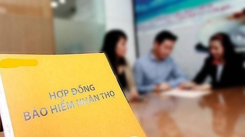 van nan thong tin khong minh bach ep khach mua bao hiem nhan tho gay buc xuc trong xa hoi se duoc xu ly hinh 1