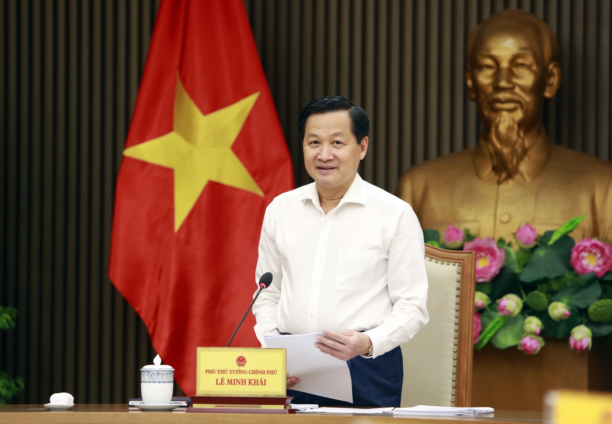 van nan thong tin khong minh bach ep khach mua bao hiem nhan tho gay buc xuc trong xa hoi se duoc xu ly hinh 2