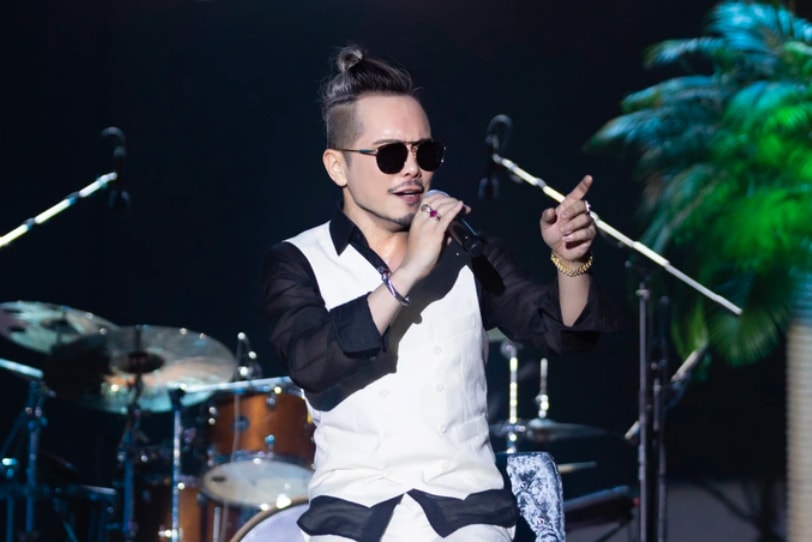 jimmii nguyen xuc dong trong dem nhac tai ngo khan gia hai phong hinh 1