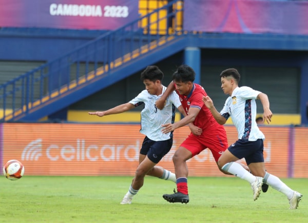 thang u22 lao 4 1 u22 thai lan cham mot tay vao ban ket sea games 32 hinh 2
