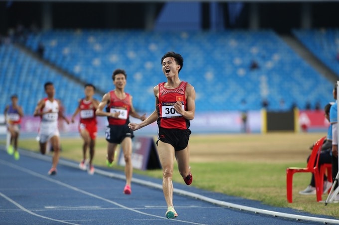 nhat ky sea games 32 ngay 10 5 viet nam dan dau bang tong sap huy chuong hinh 2