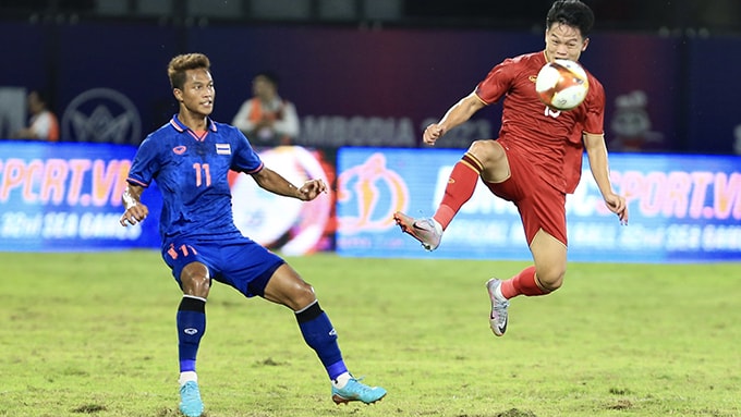 hoa 1 1 thai lan u22 viet nam gap u22 indonesia o ban ket sea games 32 hinh 1