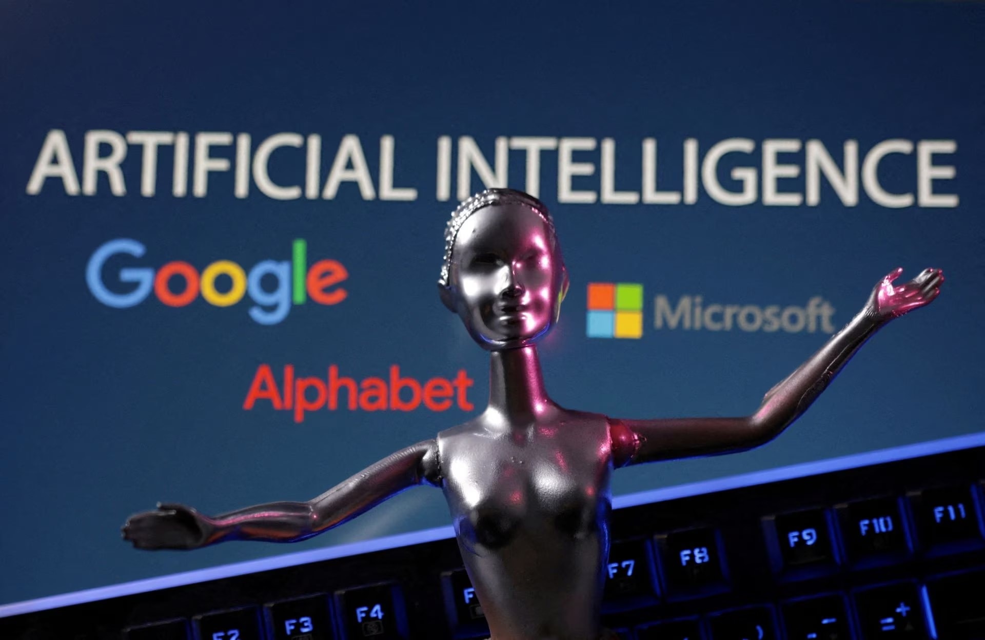 google trang bi them ai de chay dua tim kiem voi microsoft hinh 1