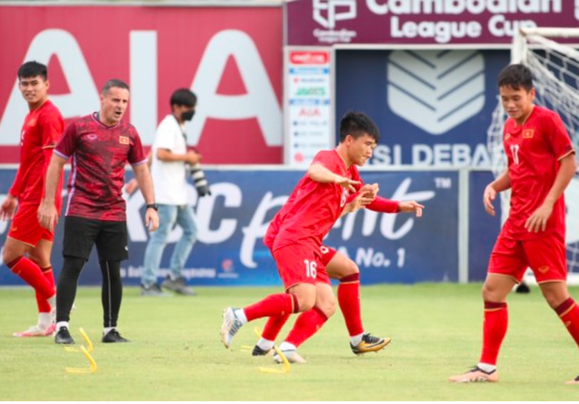 huan luyen vien troussier muon u22 viet nam thang u22 thai lan hinh 3