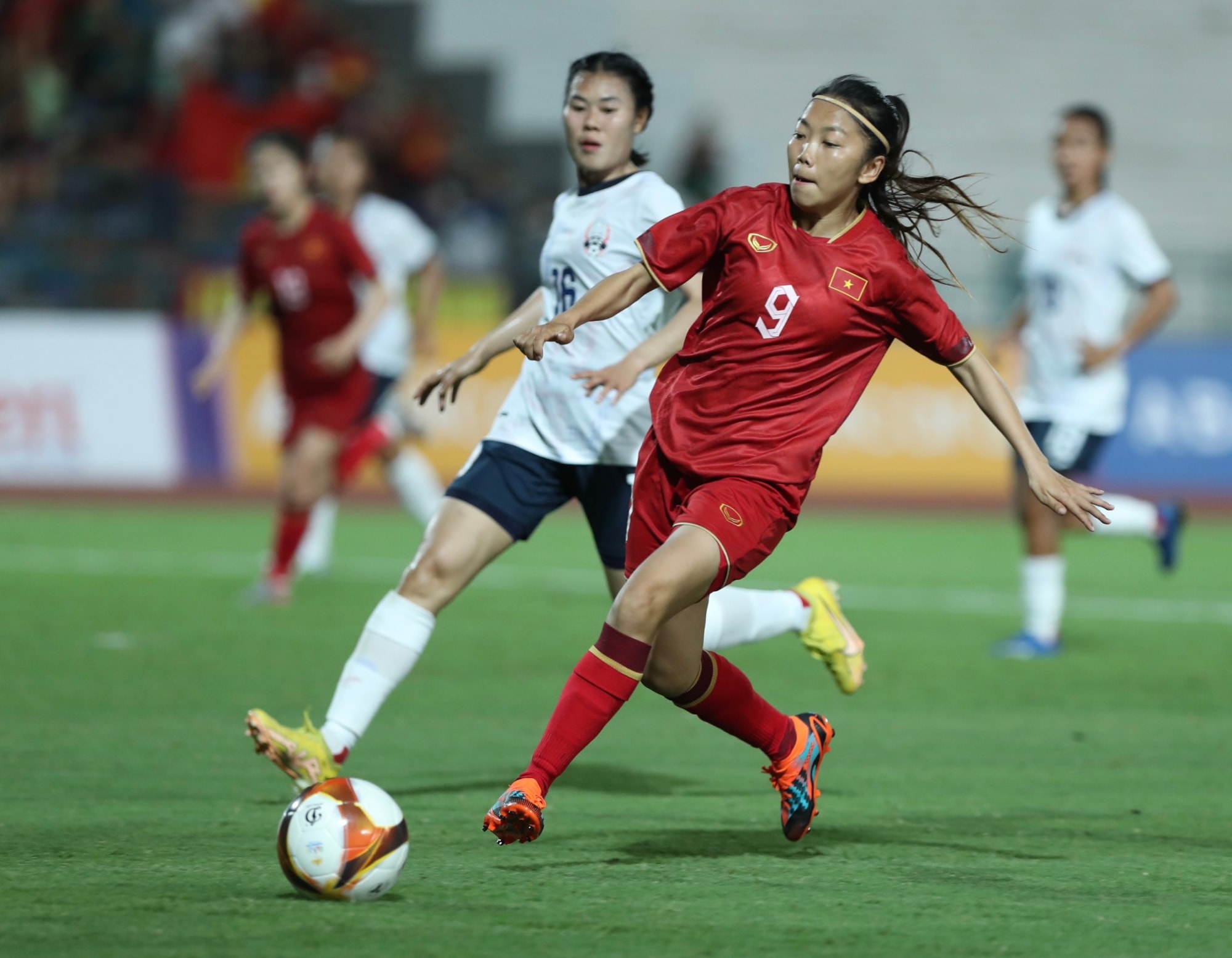 thang dam campuchia doi tuyen nu viet nam gap myanmar o chung ket sea games 32 hinh 4