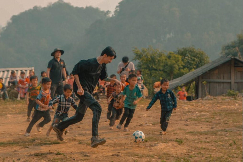 den vau dem loi nhuan tu mv nau an cho em de xay truong cho cac em nho vung cao hinh 2