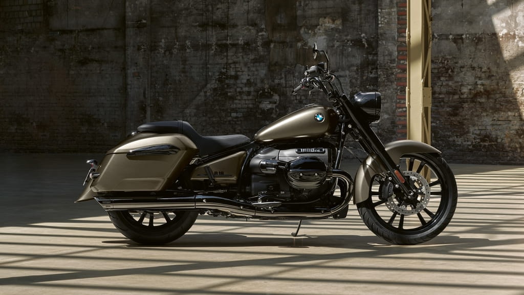 bmw trinh lang r 18 roctane bien the lai giua bagger va cruiser hinh 7