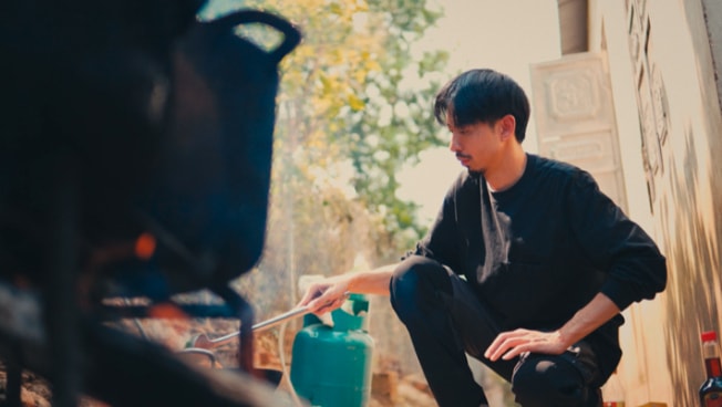 den vau dem loi nhuan tu mv nau an cho em de xay truong cho cac em nho vung cao hinh 1