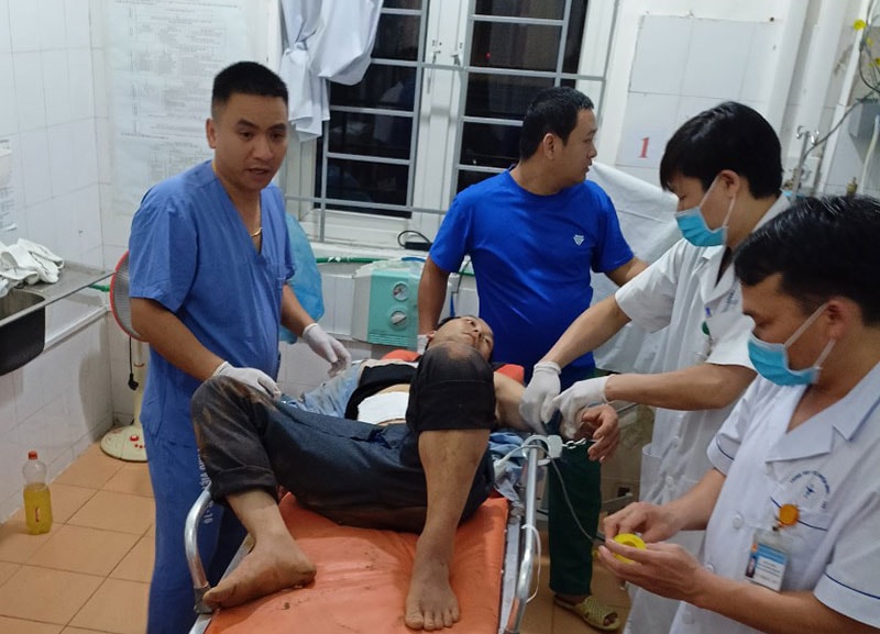 bi phat hien van chuyen 16 banh heroin doi tuong dung dao cua co tu sat bat thanh hinh 2