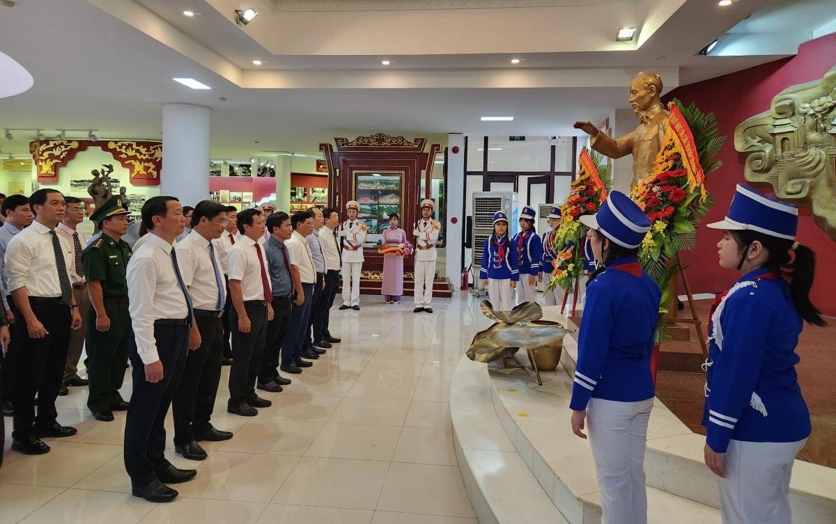 thua thien hue to chuc trien lam nhat ky trong tu bao vat quoc gia hinh 1