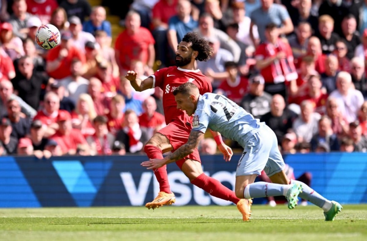 liverpool that the voi mu newcastle o cuoc dua top 4 ngoai hang anh hinh 2