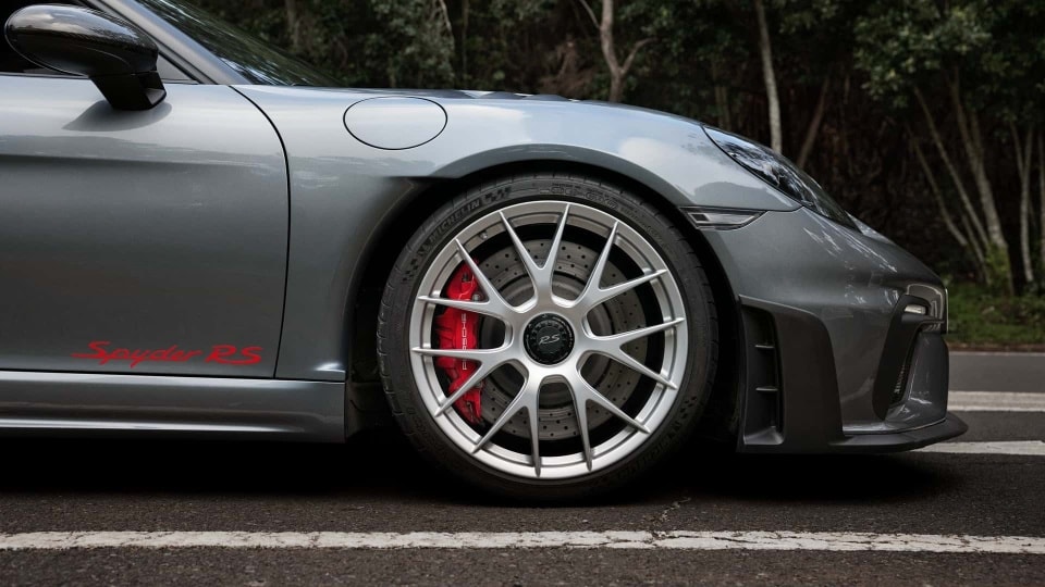 porsche 718 spyder rs  mau 718 cuoi cung ket thuc ky nguyen may xang hinh 4