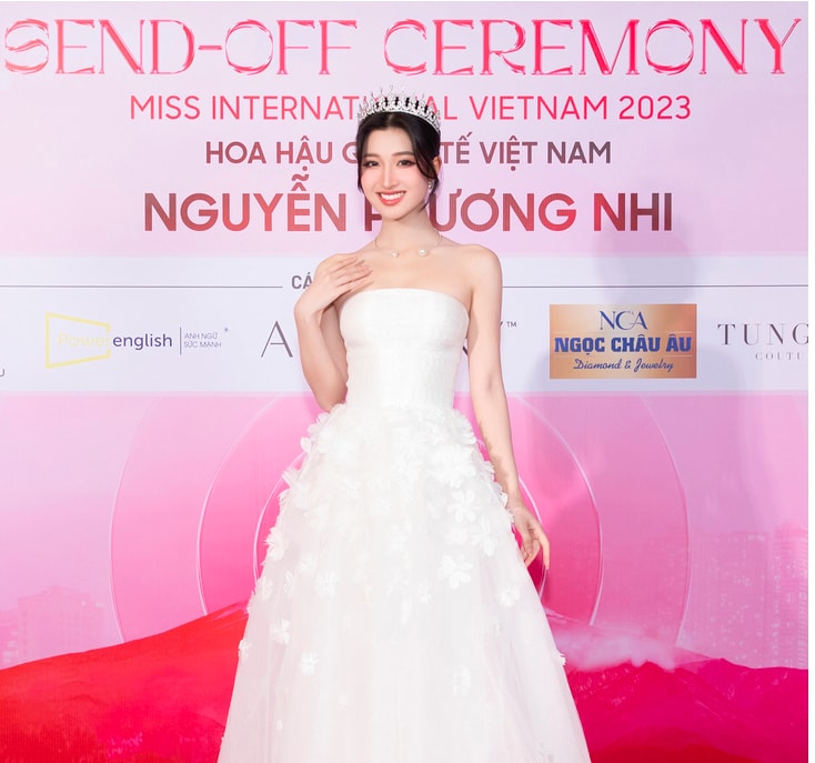 a hau phuong nhi phu nhan thong tin thoi hoc de thi hoa hau quoc te hinh 3