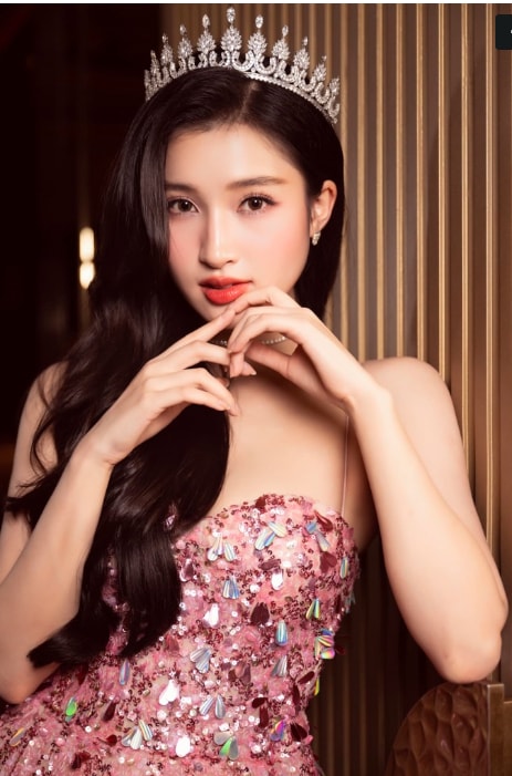a hau phuong nhi phu nhan thong tin thoi hoc de thi hoa hau quoc te hinh 1