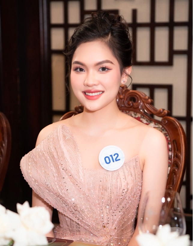 lo dien top 5 nguoi dep an tuong tai miss world vietnam 2023 hinh 6