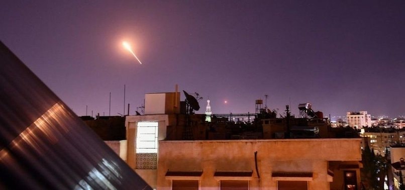 syria to ten lua israel tan cong cac dia diem gan thu do damascus hinh 1