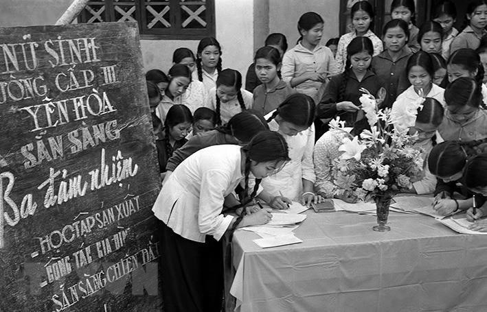 bai 4 moi nguoi lam viec bang hai mien bac thi dua vi mien nam ruot thit hinh 1