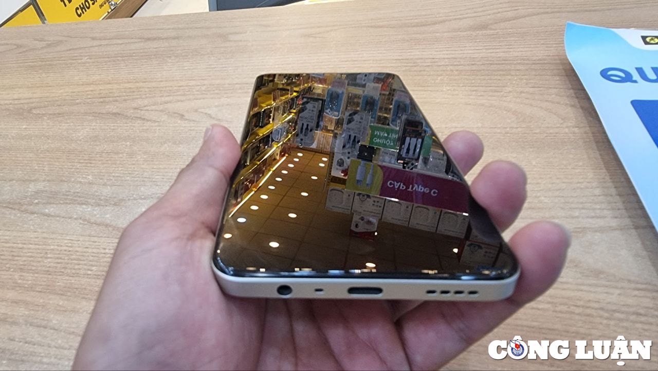 realme c53 chinh thuc len ke tai viet nam hinh 6