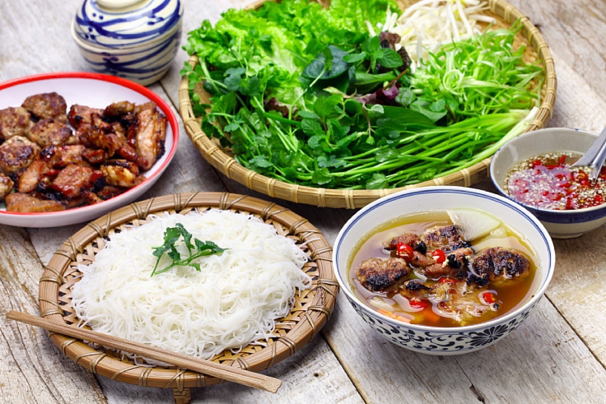 michelin goi y cach thuong thuc cac mon ngon viet nam hinh 3