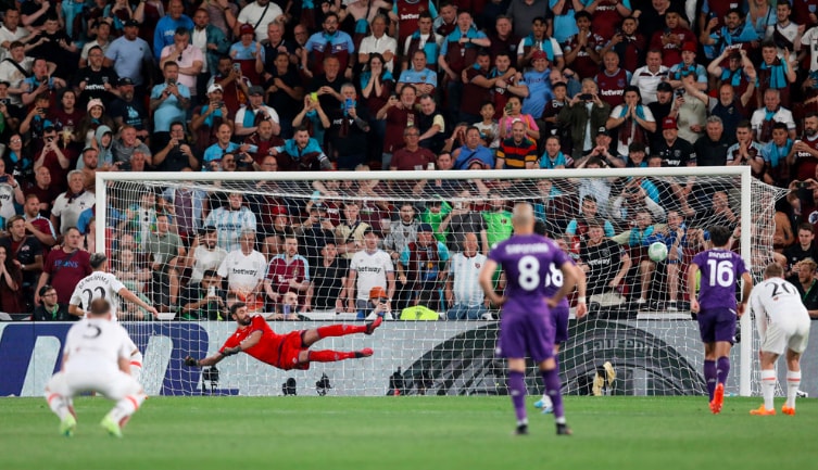 west ham gianh ngoi vo dich conference league 2022 23 hinh 3