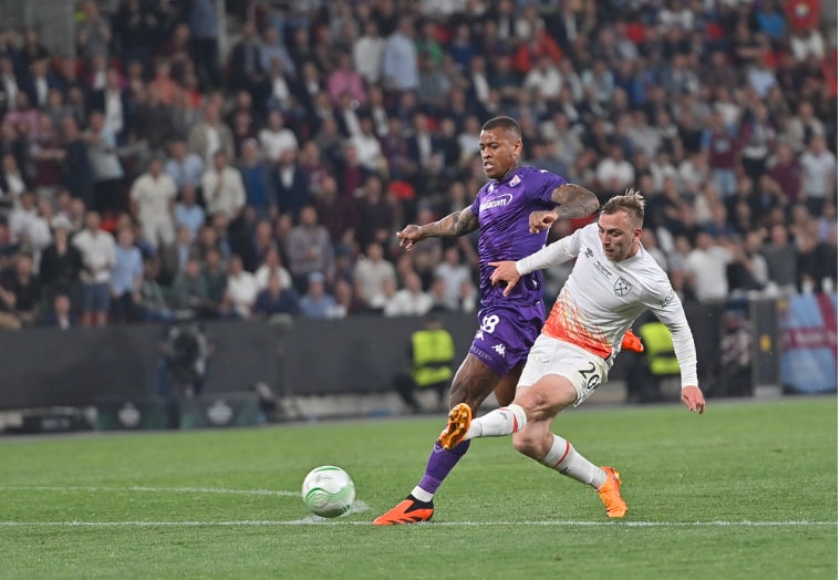 west ham gianh ngoi vo dich conference league 2022 23 hinh 5